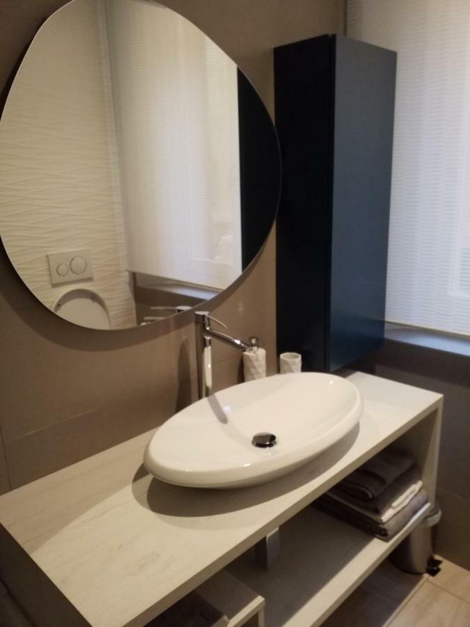 Mandria Apartments 1 2 Болоня Екстериор снимка